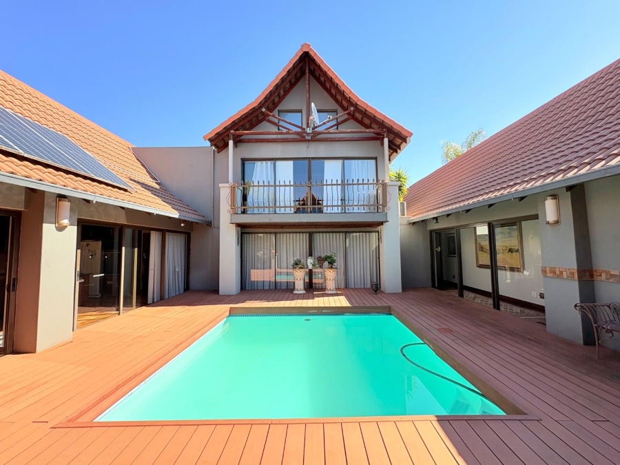 4 Bedroom Property for Sale in Woodland Hills Free State
